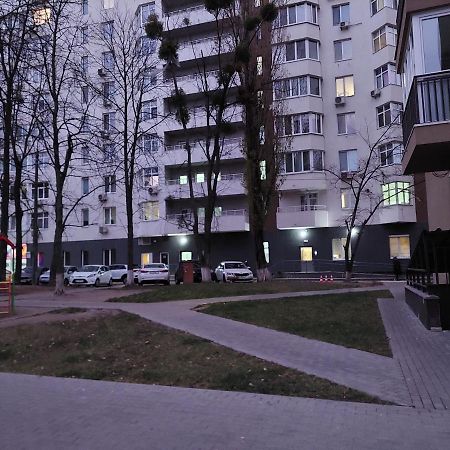 Сказочно Волшебная Квартира Соломенском Районе Добробут Apartamento Kiev Exterior foto